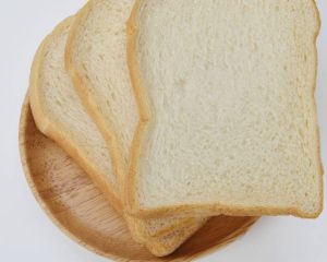 Hovis Thick White Bread 800g