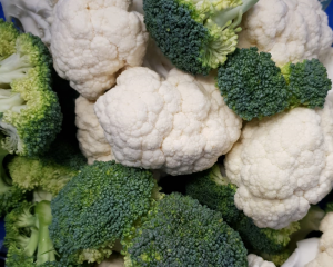 Prepared Cauliflower & Broccoli Florets 300g