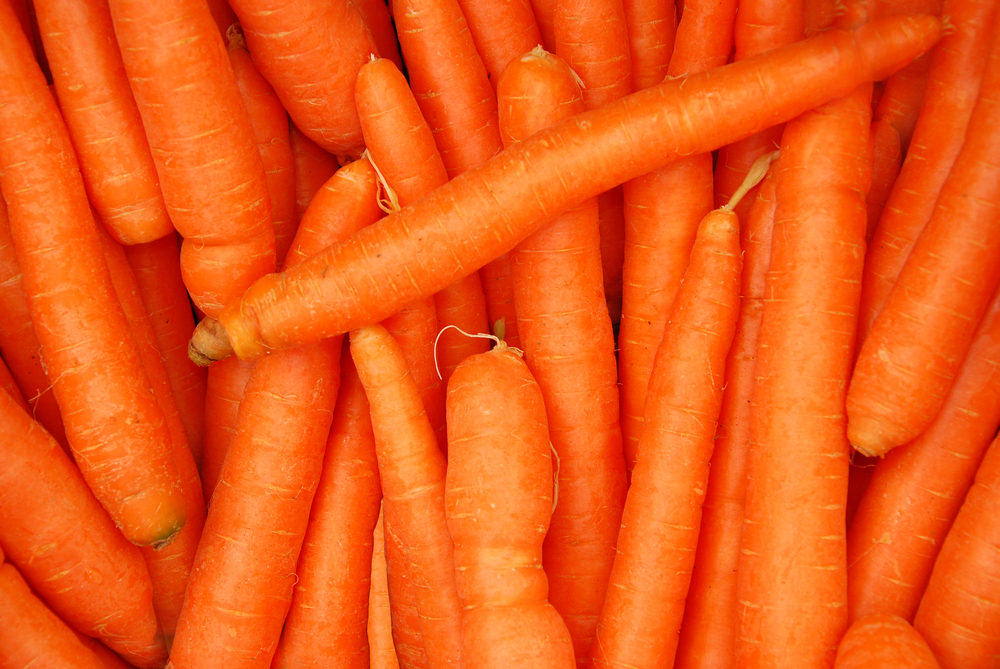 Carrot 1kg The Fruit Basket Shop