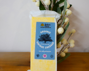 The Premium Connoisseur Cheese Gift Box